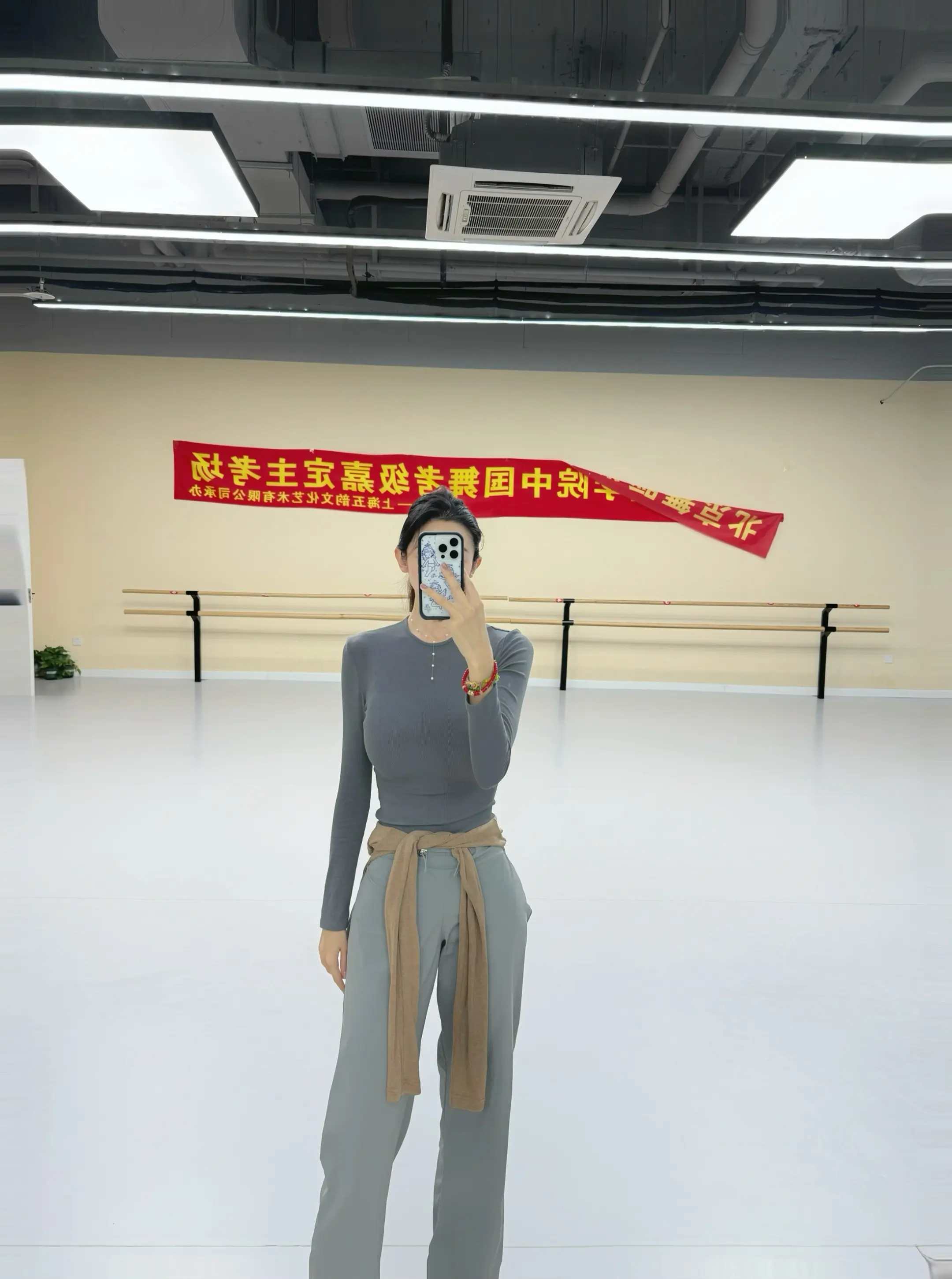 育人是积富 育人是育己。