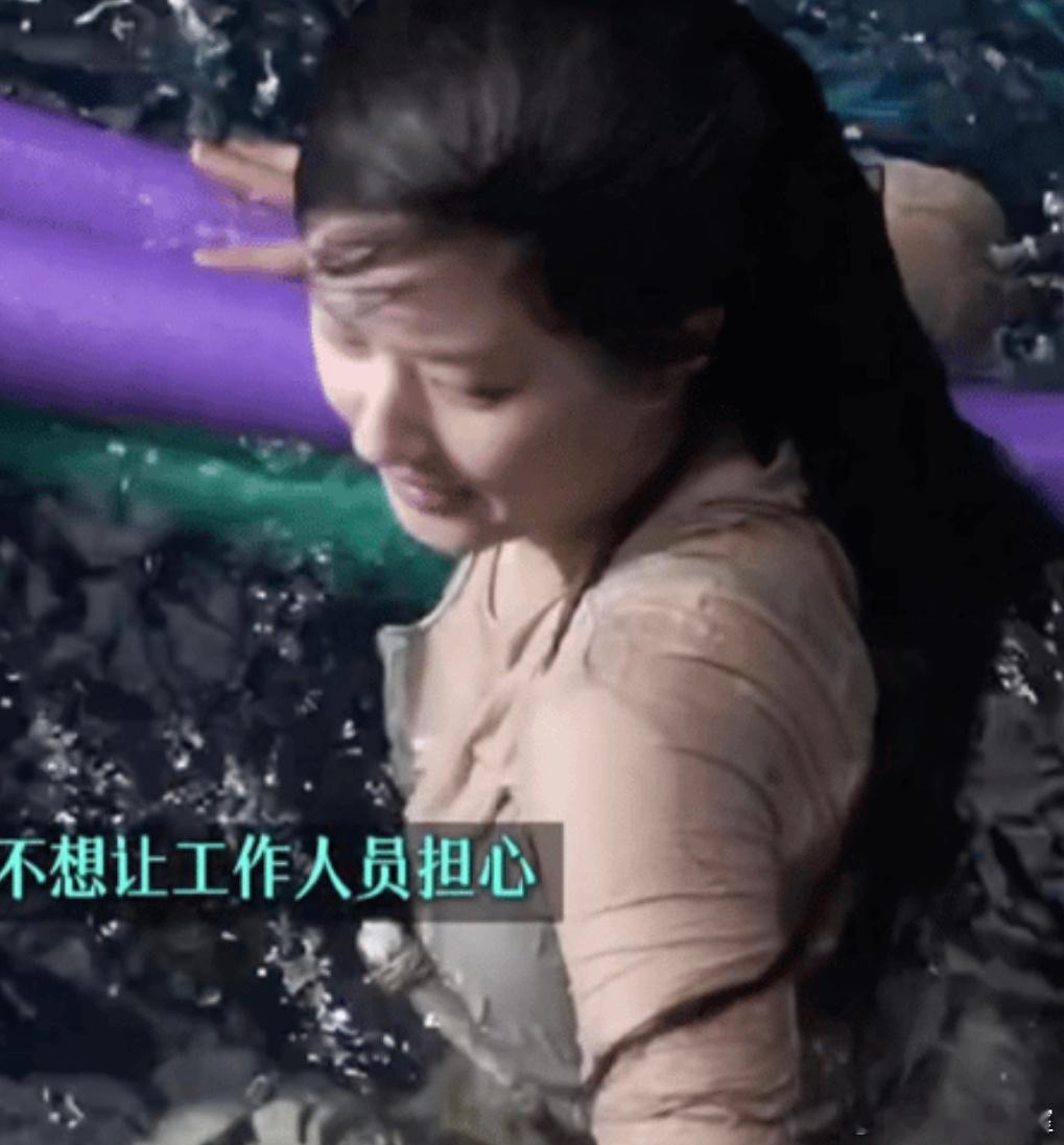 剧情贴都讨不出来的爆剧 你想到了谁？我先来 赵露思的《珠帘玉幕》，看完三集毫无记