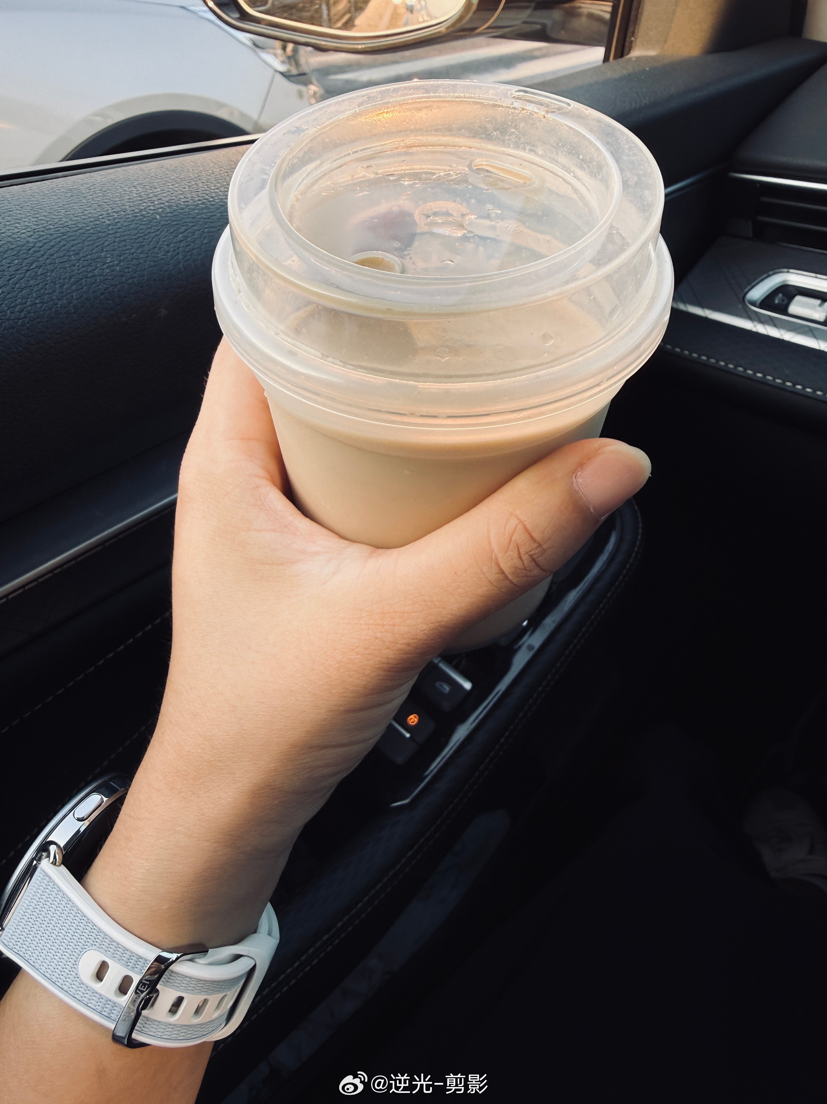 可恶的周一……咖啡也是上班成本呢（昨天没喝✌️） ​​​