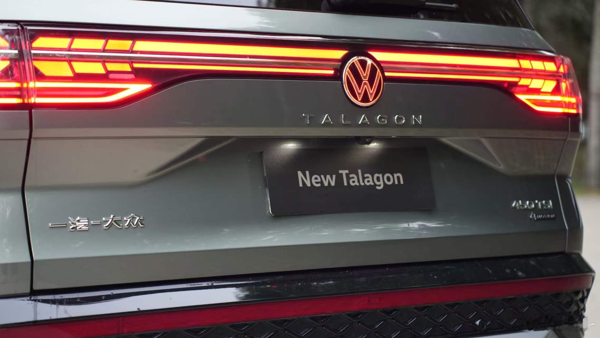 95后广东摩友返乡路遇夜灯侠希望这个故事能被更多人看见，尤其是那些还在路上奔波的