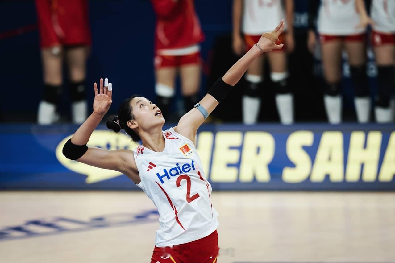 庄宇珊化身中国范赖克哈哈2026年世界女排联赛中国女排vs加拿大女排