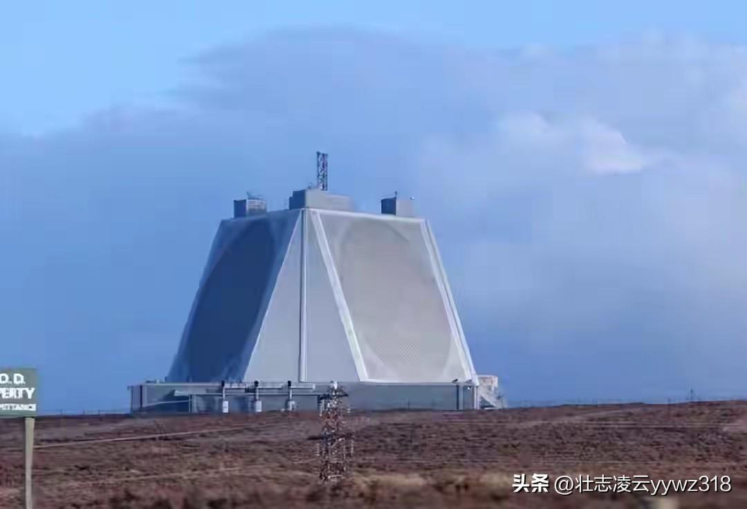 哈哈哈，谁懂啊！美军引以为傲的反导体系，居然栽在了廉价装备手里，这波真的太颠覆认