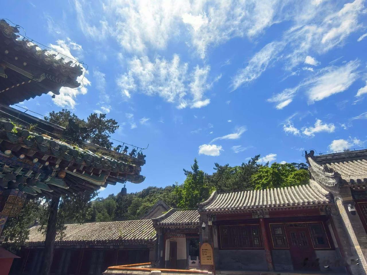 a股分化结构性牛市继续推进，主线越来越强，
光互联，光学封装，光学光电子，消费电