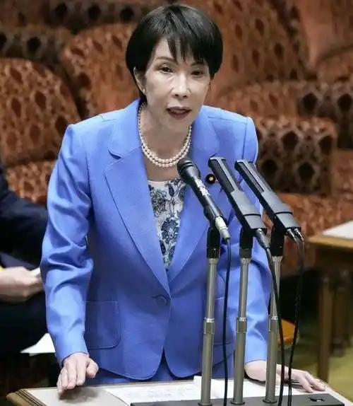 高市早苗全面摊牌，通告全球要为长期战争做准备，周边地区风险上升..
 
近期日本