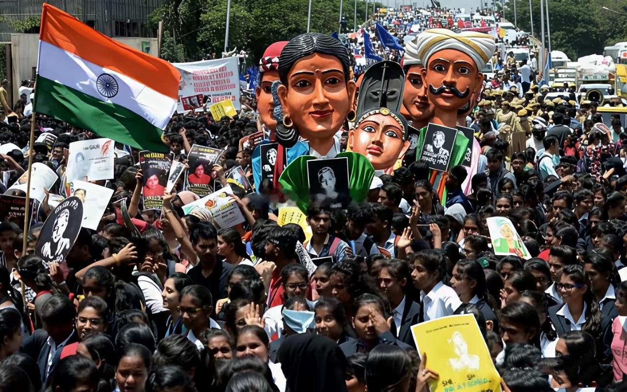 以前，加拿大人总觉得华人不顺眼，觉得抢了他们的饭碗，直到印度阿三大规模登陆，当地