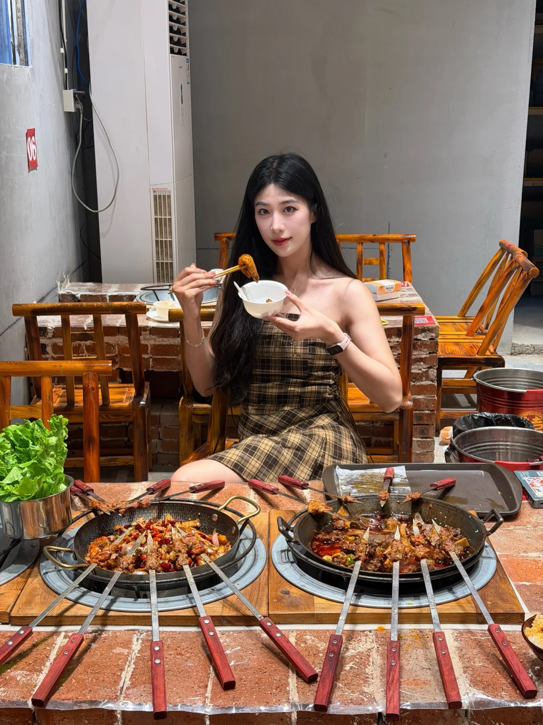 天呐‼️吃着火盆菜撸着串 赣H生活 千金不换