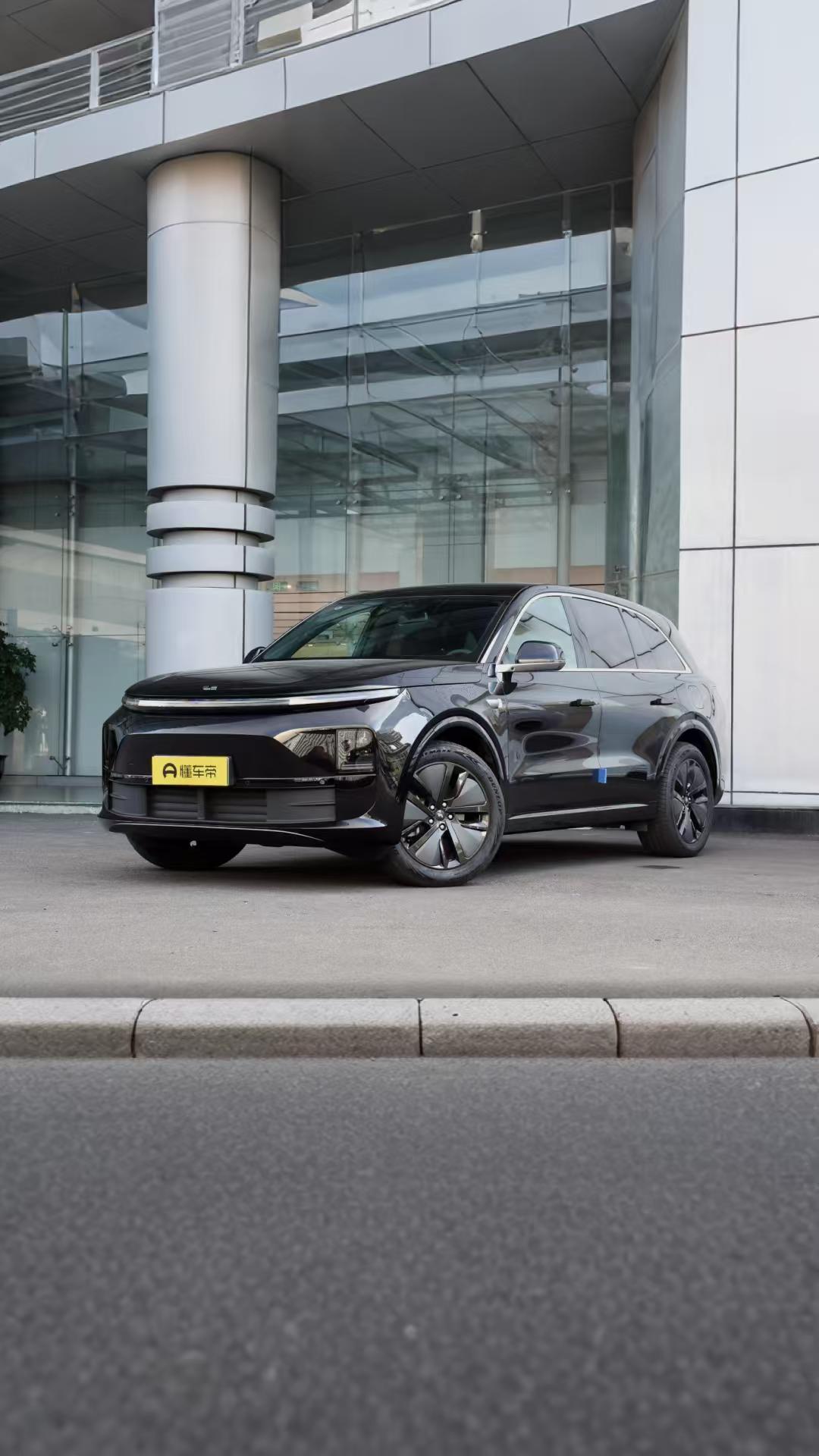 朋友们，最近真的被问爆了——“现在买二手理想L6到底划不划算？”说实话，我自己上