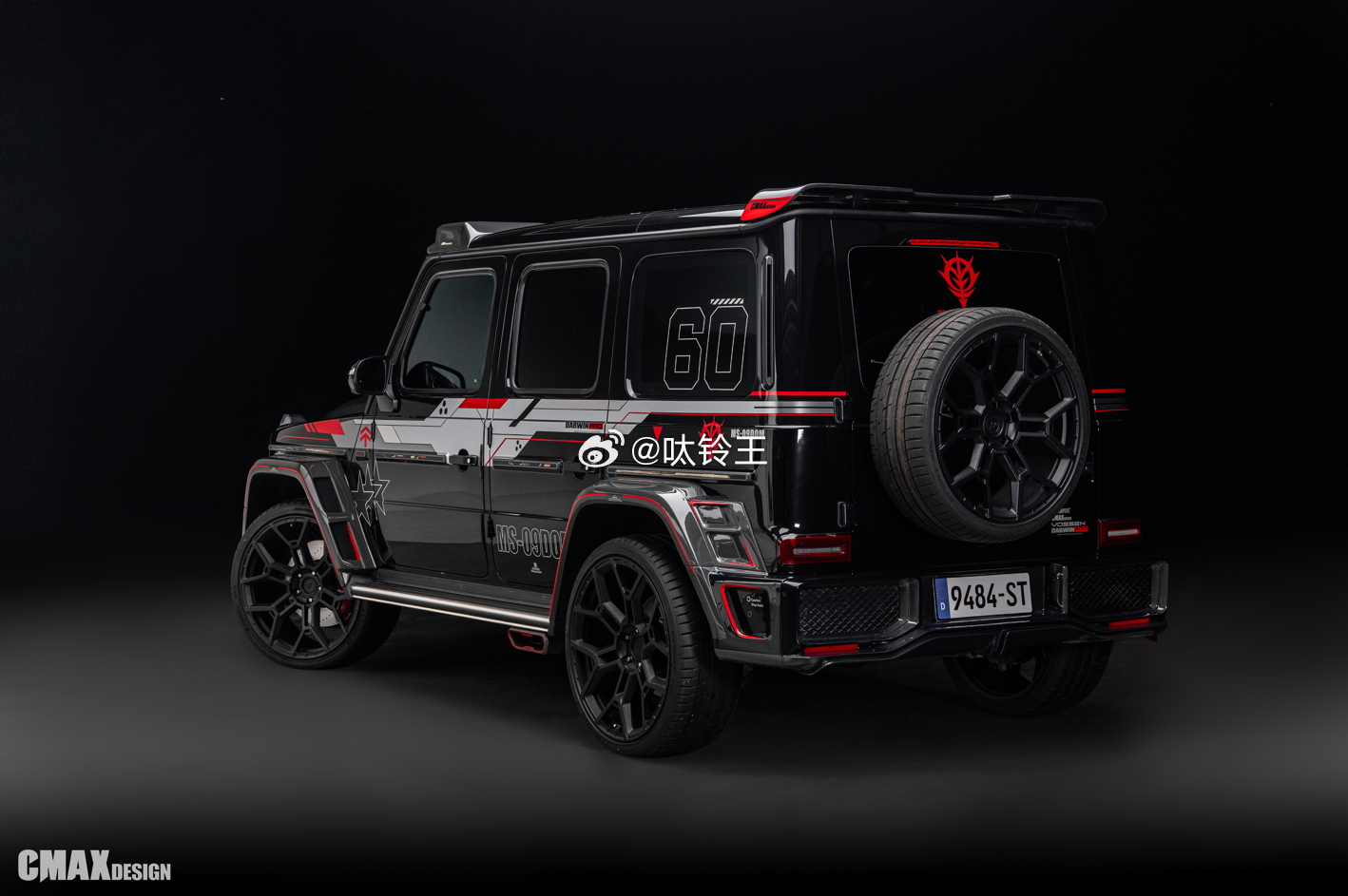 G63 AMG 脚下这套轮毂来自 Urban x Vossen 联名款 UV-4