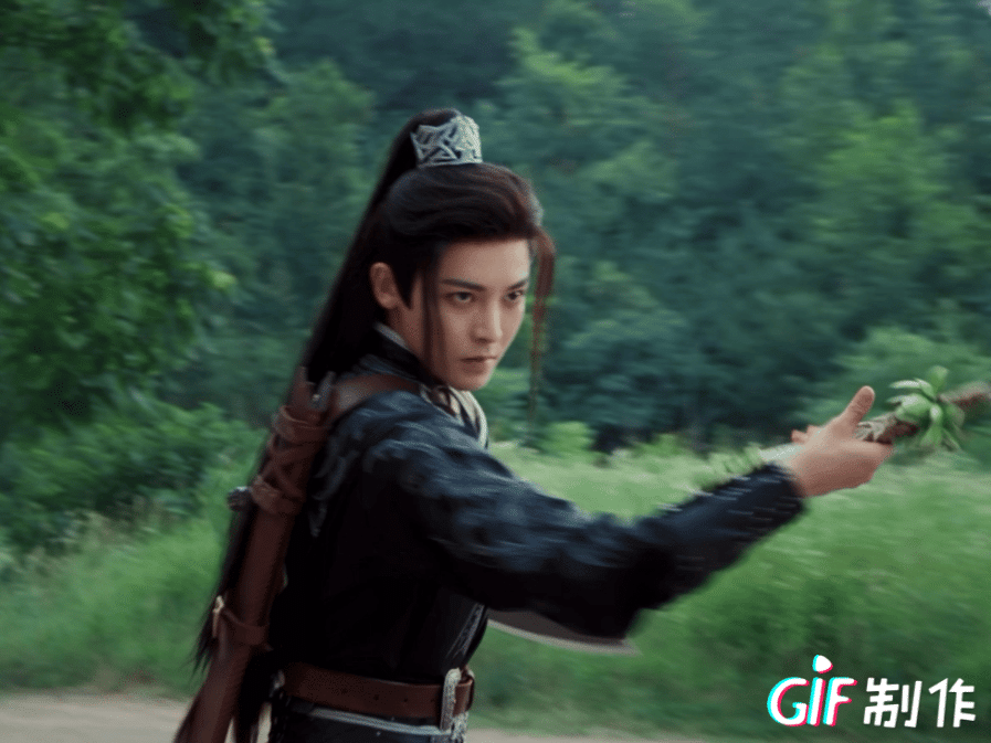 来看我们的侯明昊的百里东君 ​​​