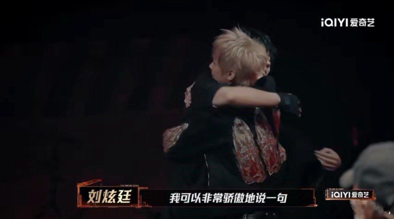 刘炫廷淘汰是谁上头了新说唱2025 的“独一无二无名之辈”戳中多少追梦人的心？淘
