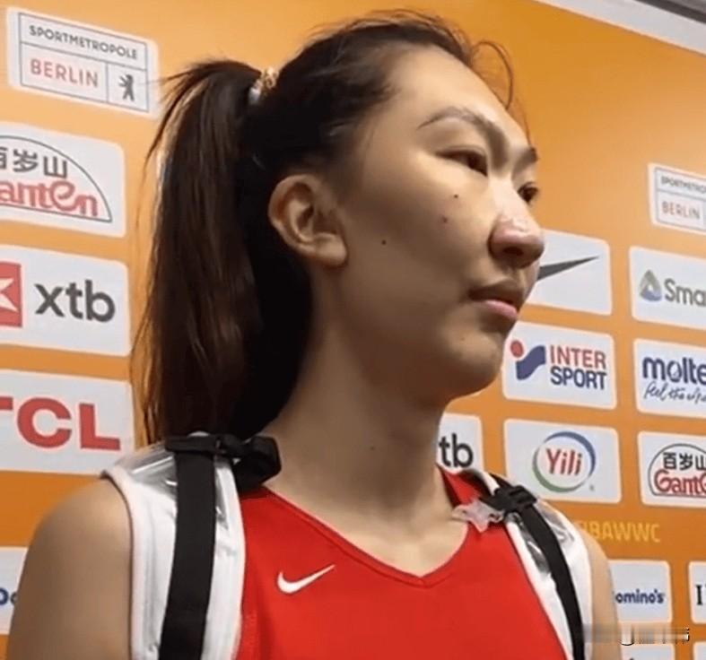 韩旭谈张子宇：

“她现在进步很大，在训练中能够明显感觉到，真的是比之前有了很大