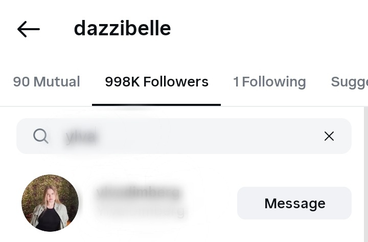 曾为 2024 年 AAA 音乐节和 2024 年 SBS 歌谣大战等舞台设计过