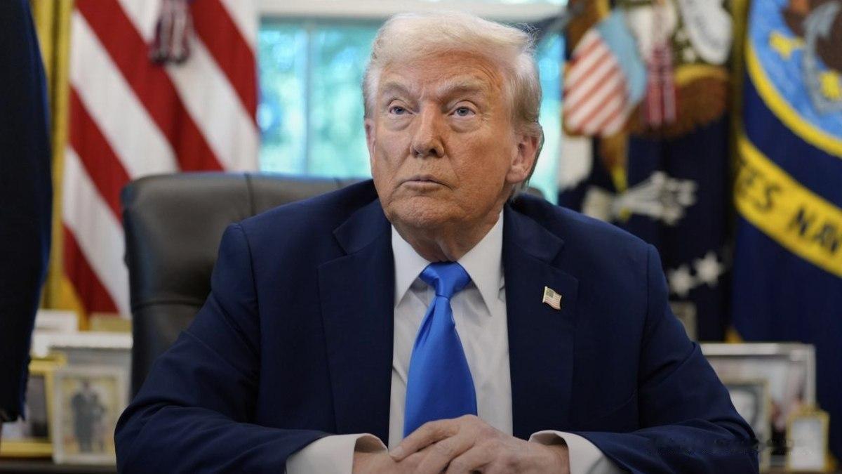 美国总统特朗普近日回应油价问题时，给出了一个相当直白的答案。

有记者问他，美国