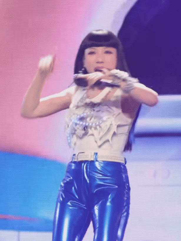 百事盛典有属于自己的群像吴莫愁回忆13年演唱就现在 谁还记得当年火遍大街小巷的《