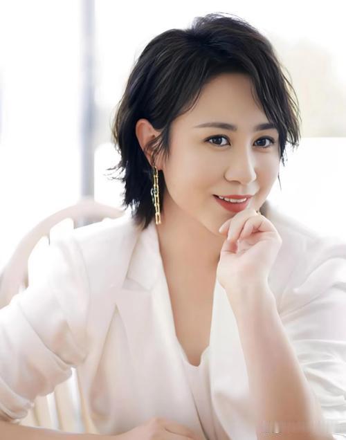 结婚八年，39岁马丽为小11岁丈夫生子，现状让人意外
 当年马丽和小自己11岁的