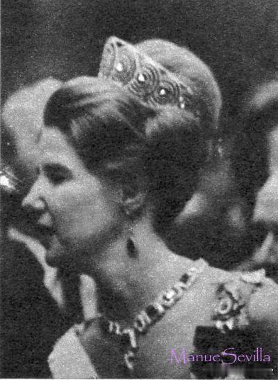 珠宝 已故第18代西班牙阿尔巴女公爵卡耶塔娜·菲茨-詹姆斯·斯图亚特的祖母绿钻石