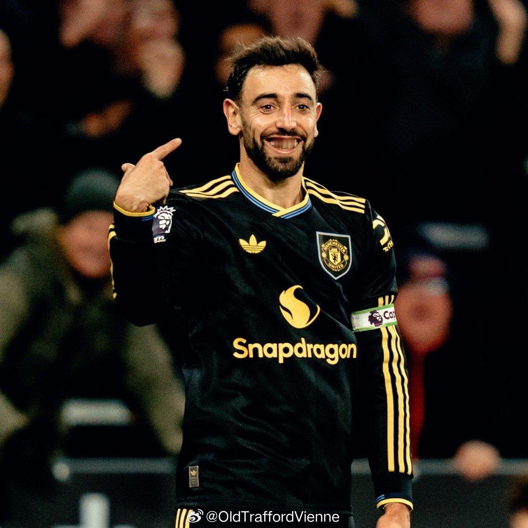 费尔南德斯本赛季截至目前6粒助攻，位居助攻榜榜首 