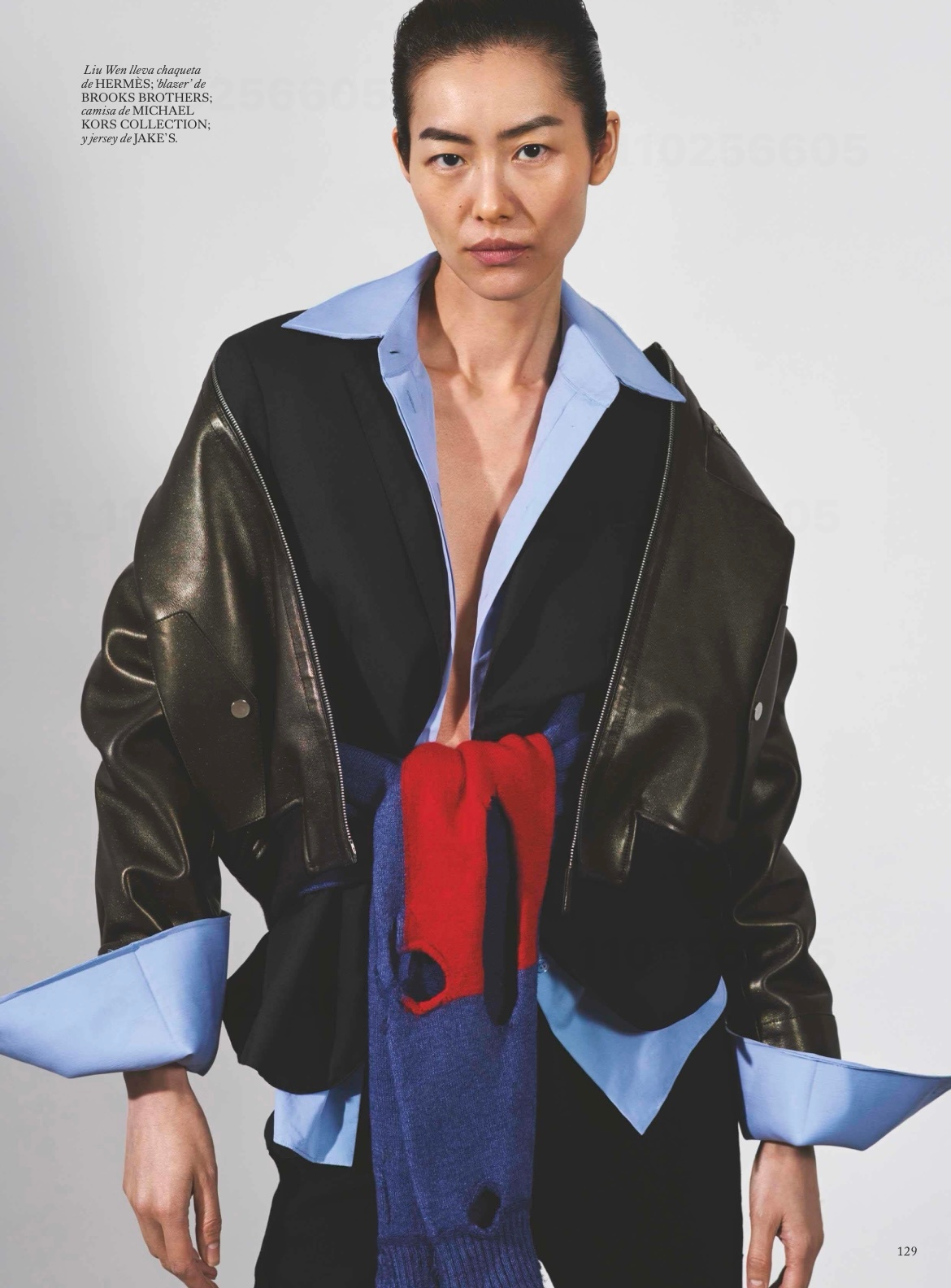 中国超模刘雯 喜提VOGUE九月全球共享大片两张本组大片还有Alex Consa