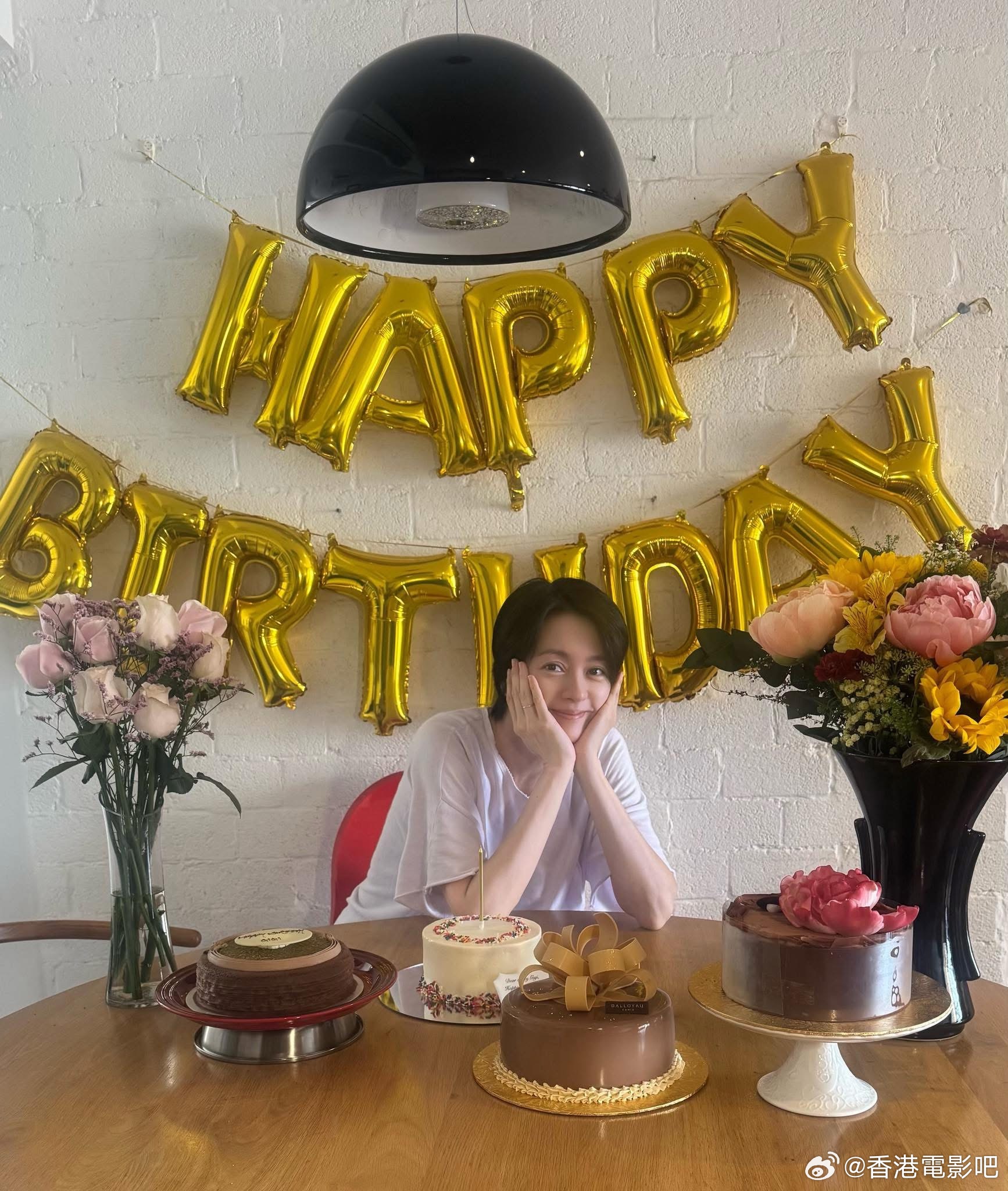 梁咏琪50岁生日庆生照，生日快乐！🎉 