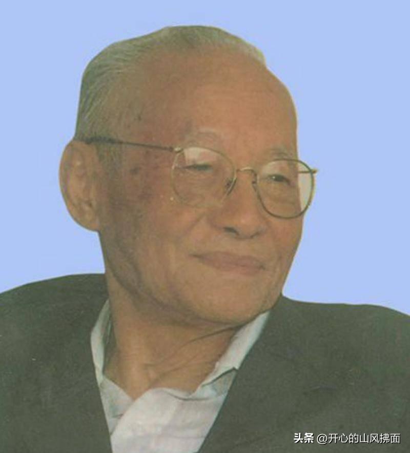 一、杨显东（新中国农业部副部长、棉花种植泰斗。
基础生平
1902.11—199
