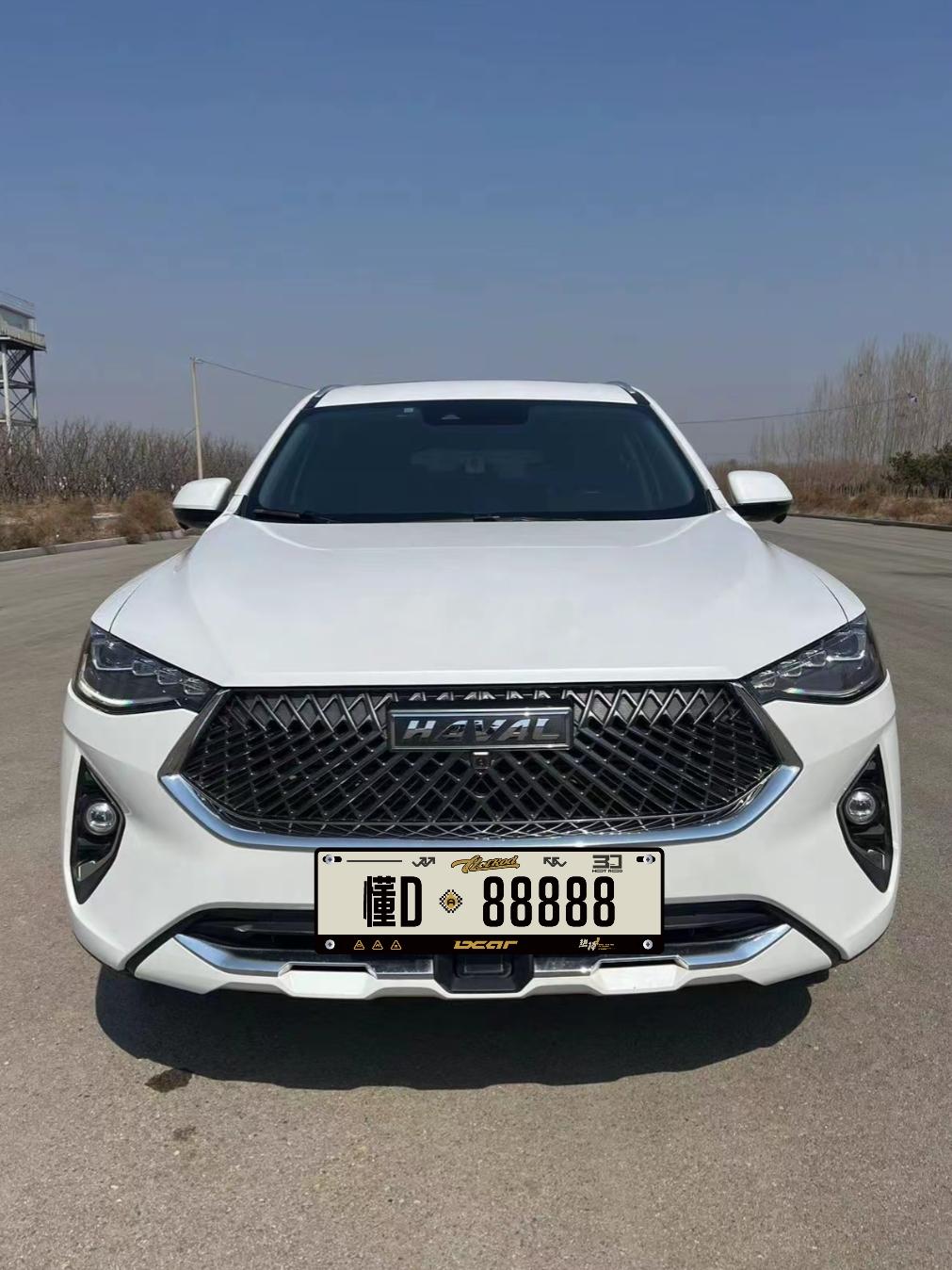 哈弗F7属于紧凑型SUV，车体沉、自重偏大，一些配件的磨损就会大一些。
每次常规