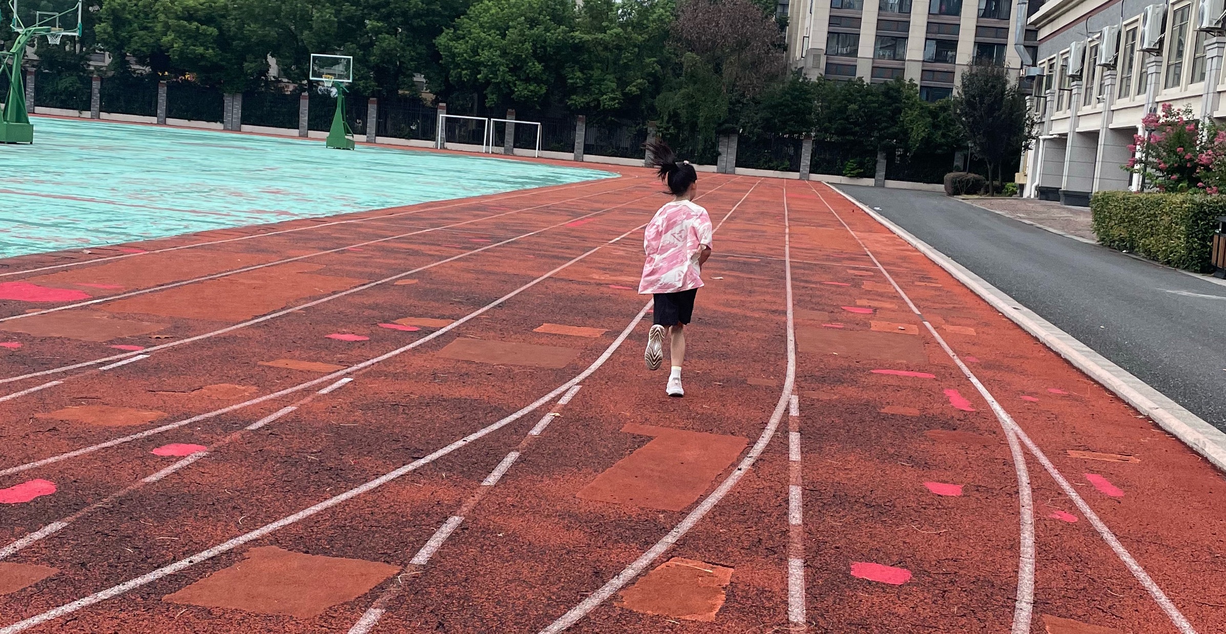 开学了送午睡床，来都来了，跑了两圈 ，用时3分钟想晚上接着来跑跑 ​​​