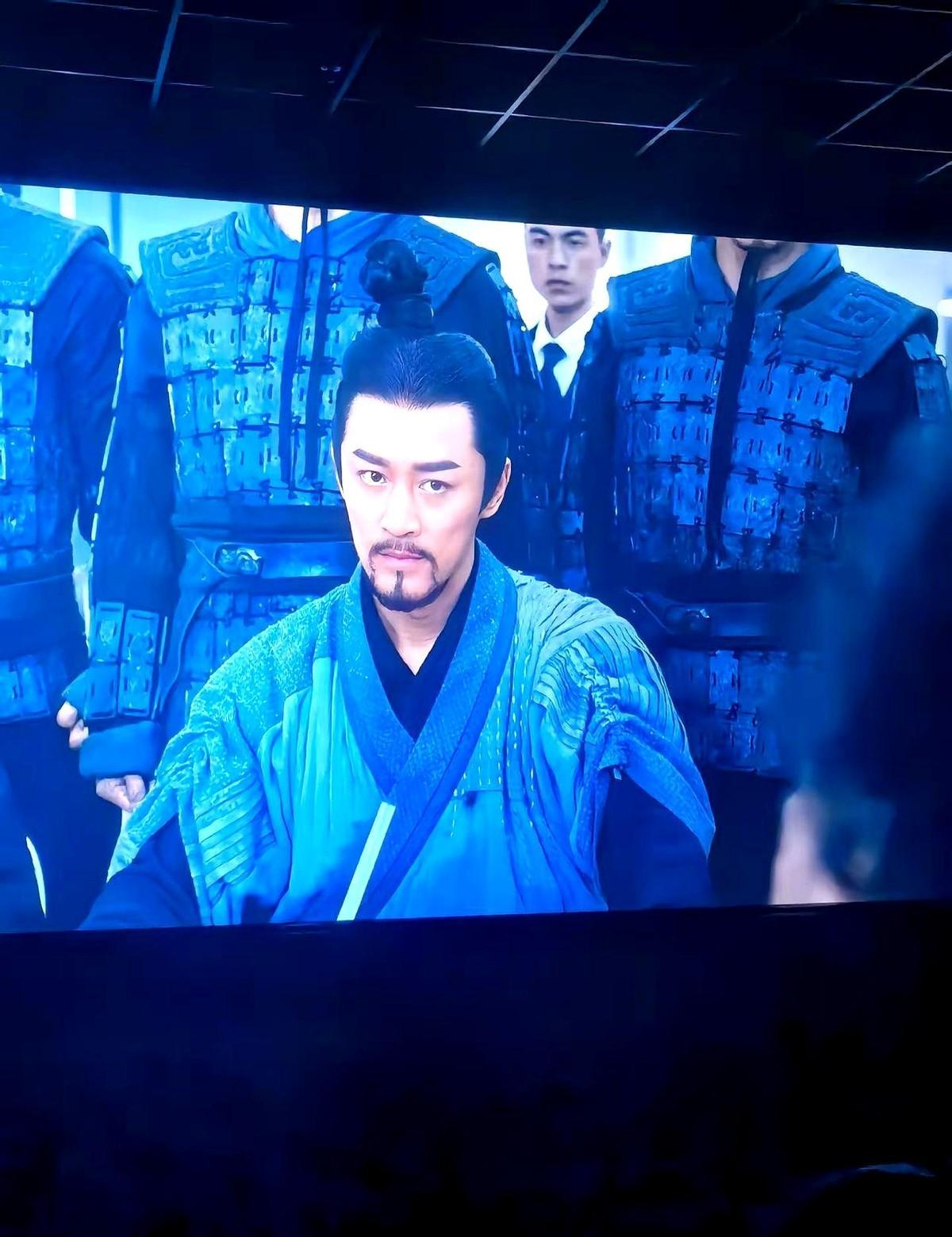 古天乐砸下重金，把《寻秦记》原班人马拉回片场，搞了一场横跨20年的同学会。
可我