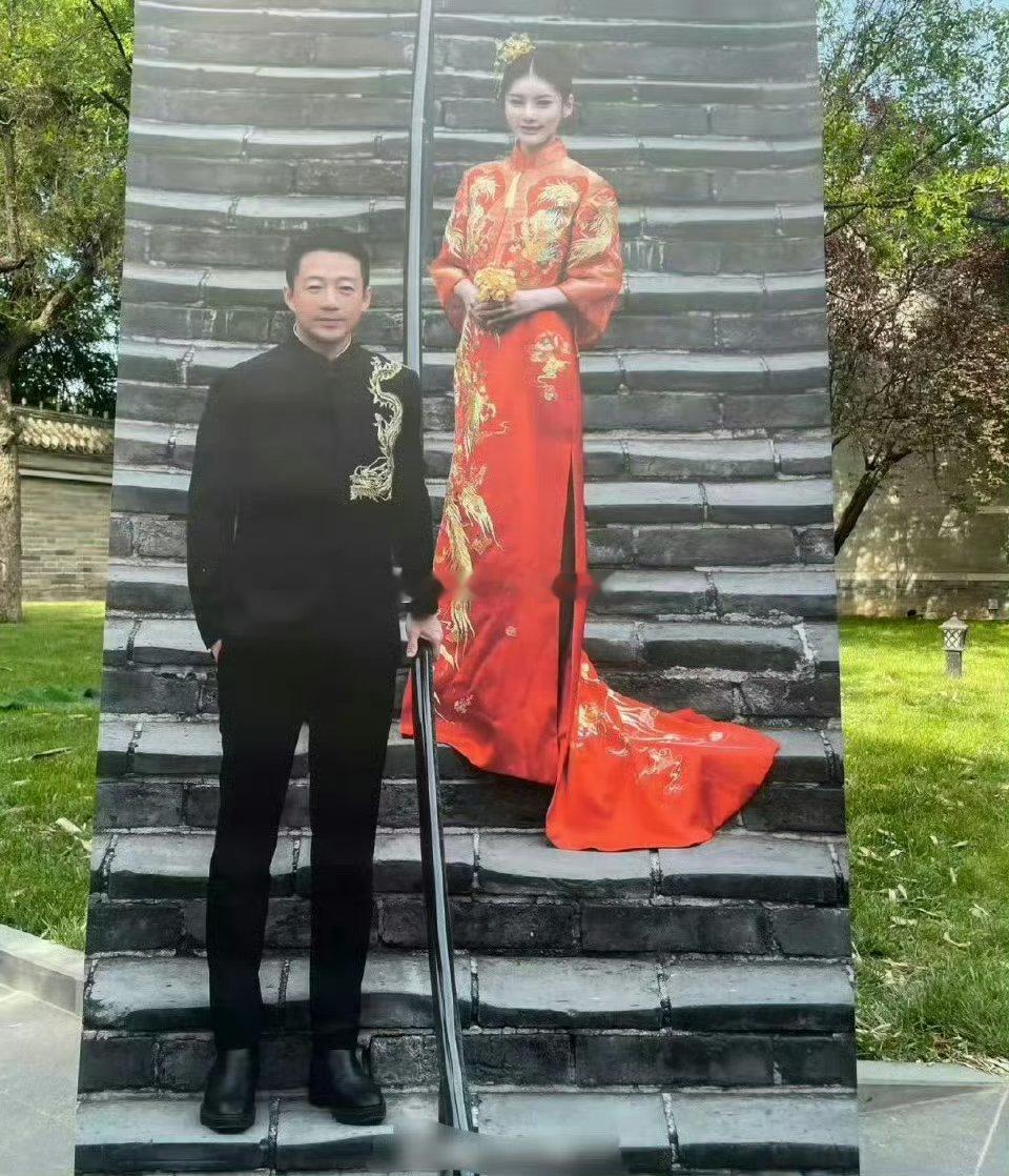 头一次见婚纱照这样拍的 