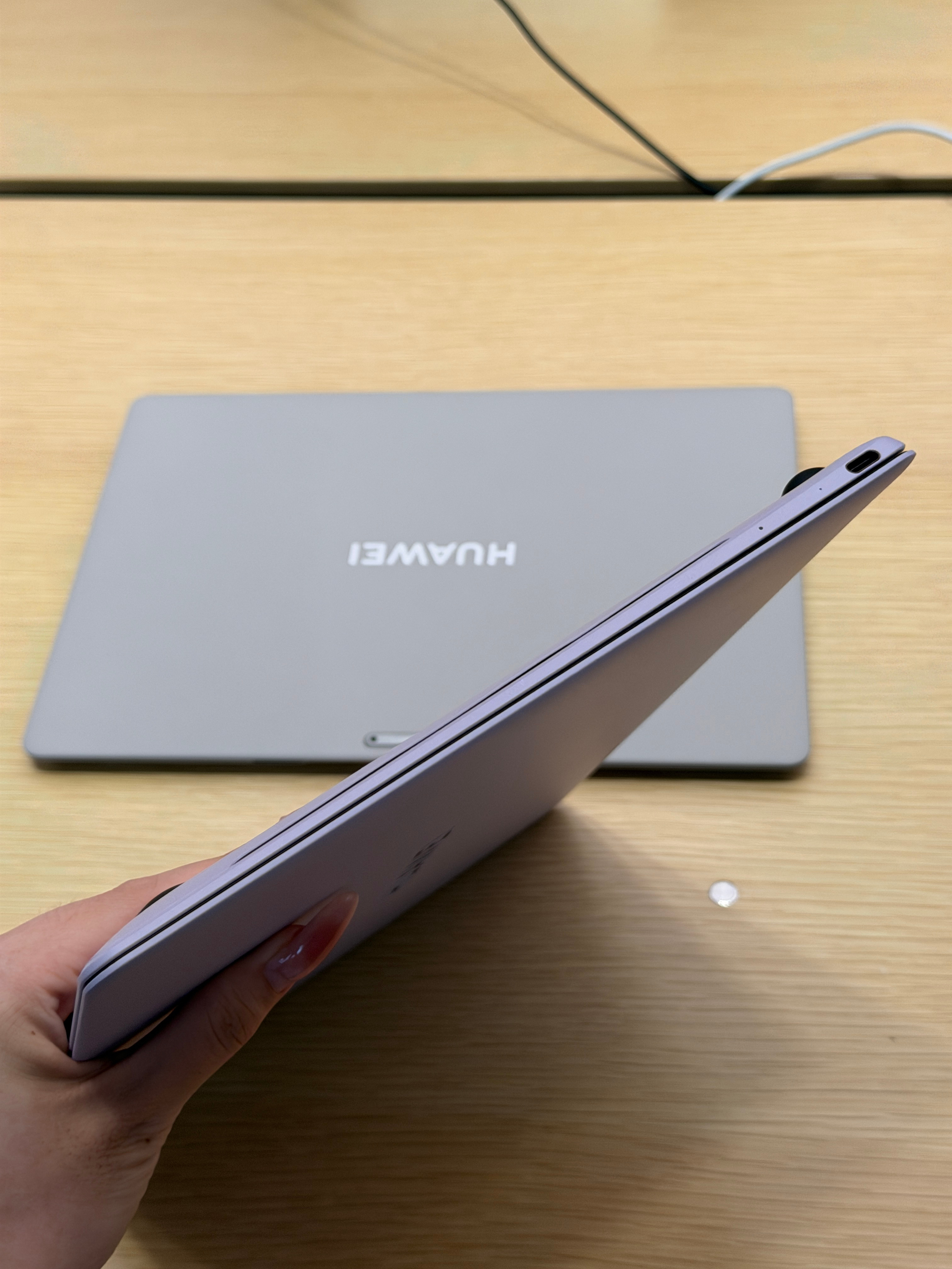 终于开箱华为这款超轻鸿蒙MateBook Pro S！！整机仅798g，单手拿着