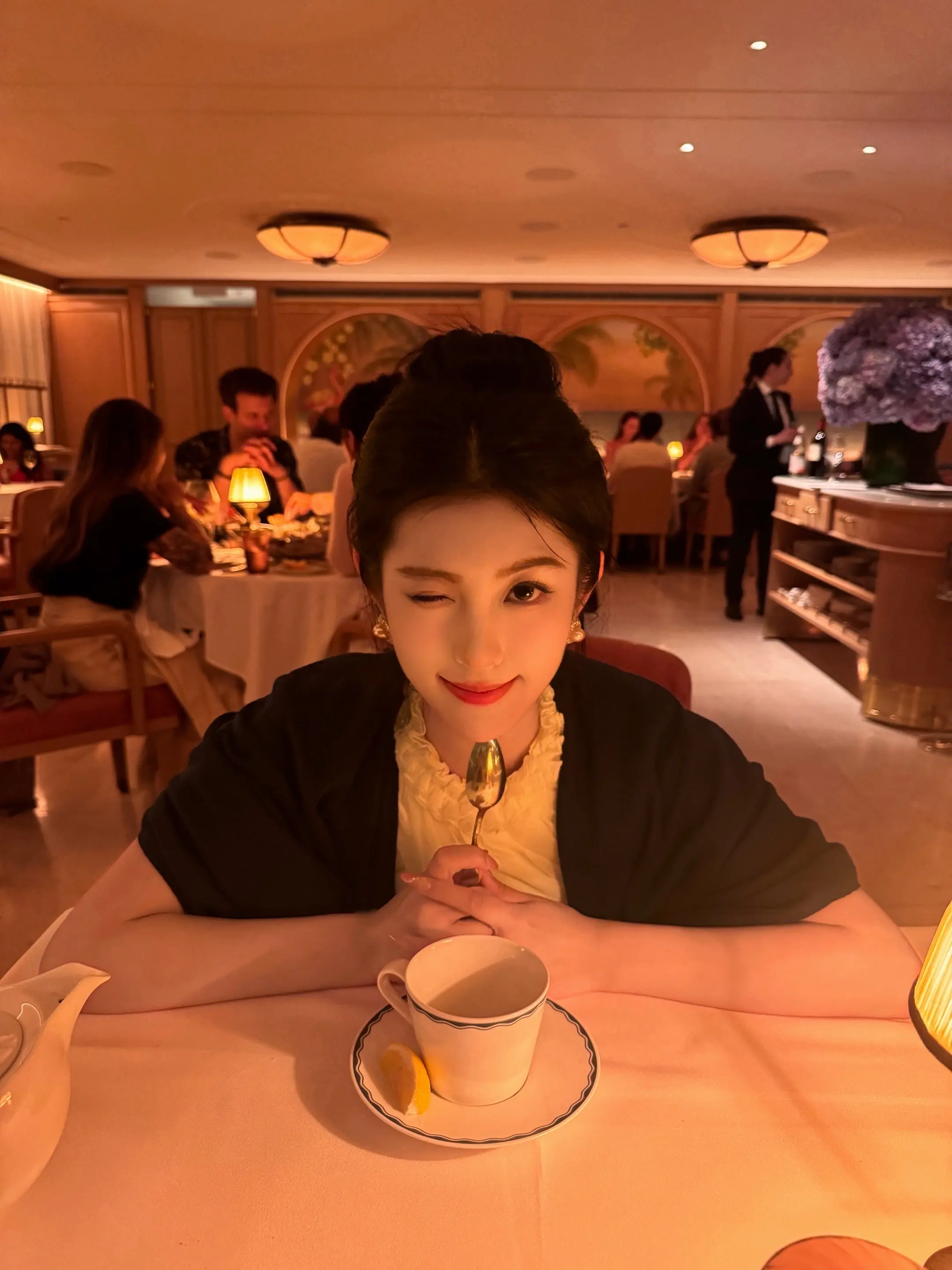 在你这里 我可以永远当小孩