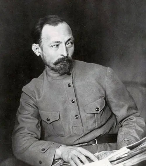 #学术妲己# 在高校工作了好几年，讲真#苏艳#的这种情况在高校这个工作环境中不说