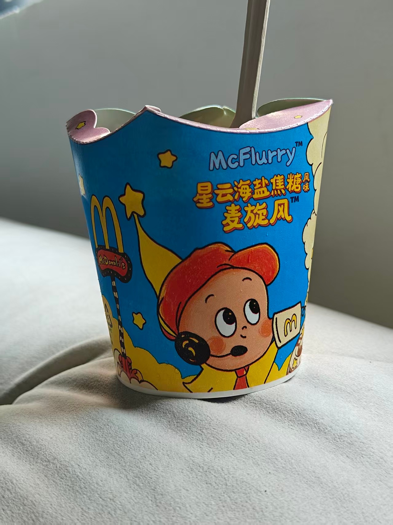 生活手记 天气热就应该吃M记的麦旋风~