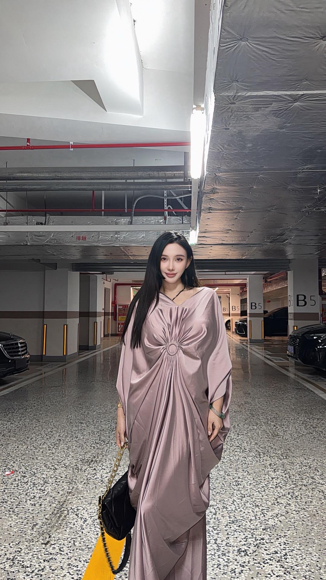 我太关注自己的成长了，无论是变美、搞钱，还是提升生活品质。 当你把所有...