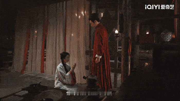 向涵之新剧三句我会救赎感 乱世相遇太绝！白依梅用温柔救赎杀红眼的他 