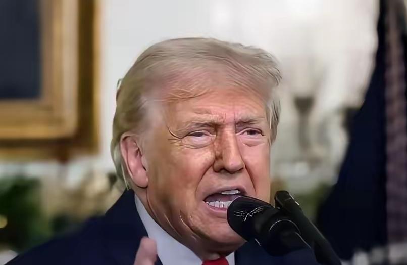 就在刚刚
美军3架B-1B轰炸机近日在台岛东线飞行时被解锁住，后果自负。
前几天