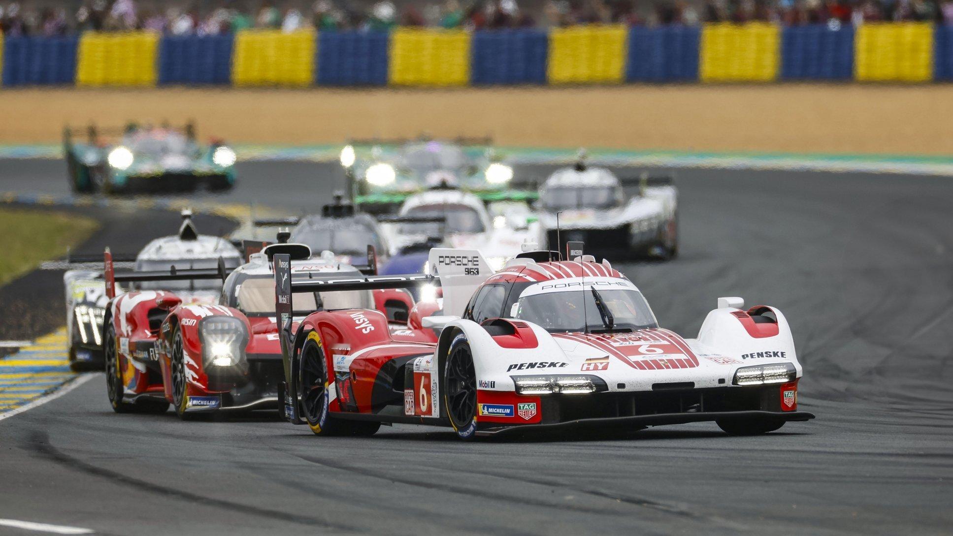 昨晚上看到了保时捷决定退出 WEC Hypercar 组别的消息，还是有点失落。
