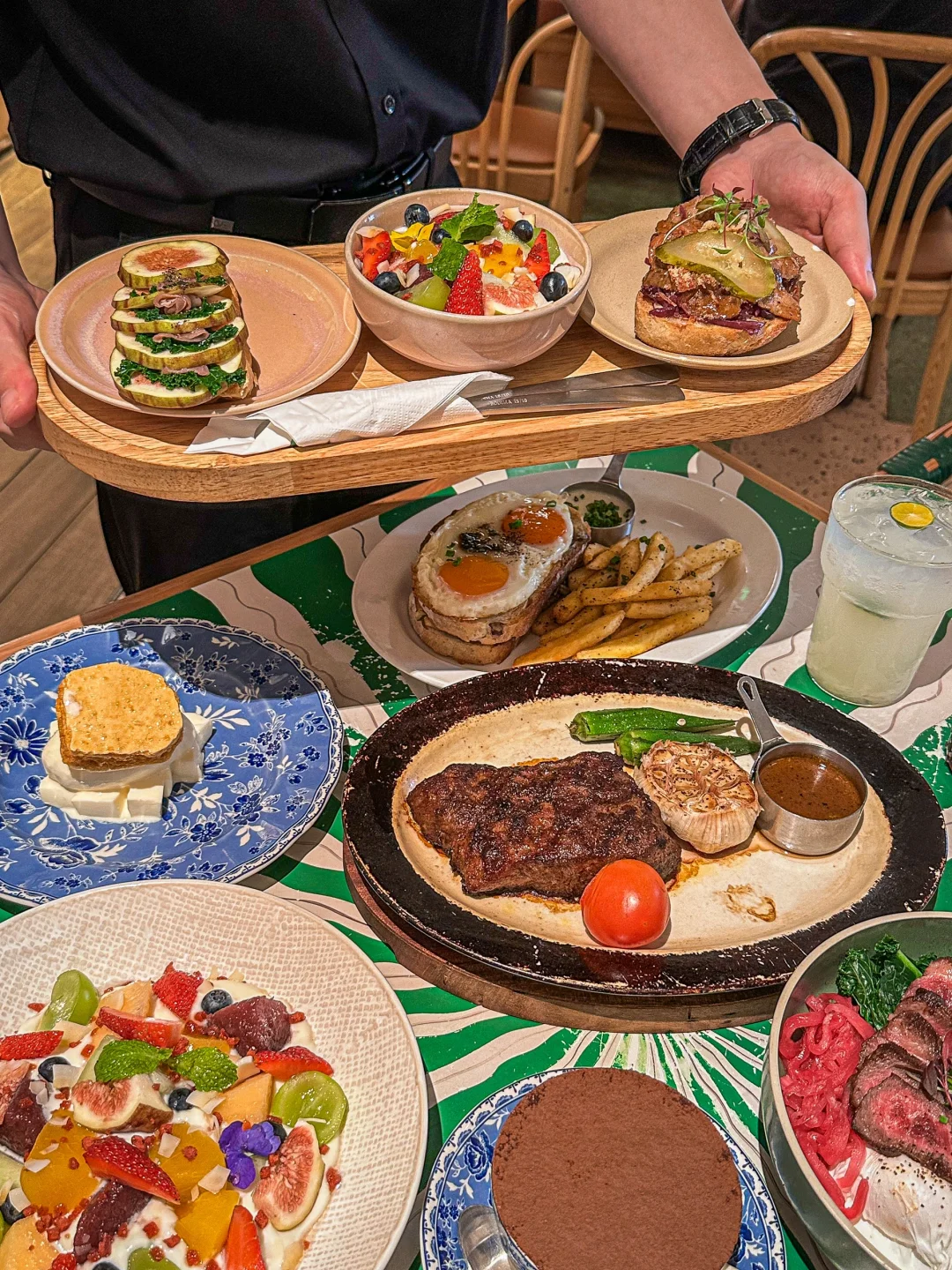 想建议所有人都来吃都来吃这家漂亮餐厅！