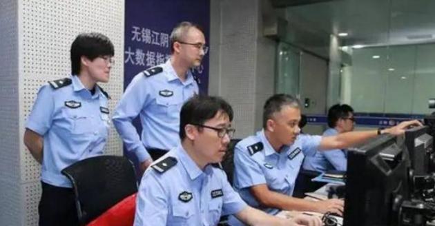2015年江苏刘先生在整理母亲遗物时，竟然发现一张600万元的存单，就在他兴高采