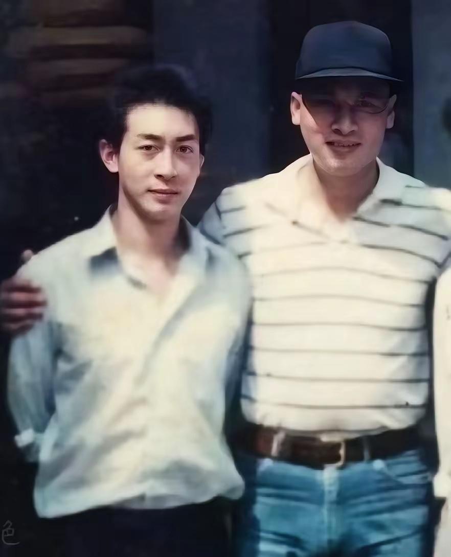 怪不得它能嫁给富婆呢，年轻时确实惊为天人。 