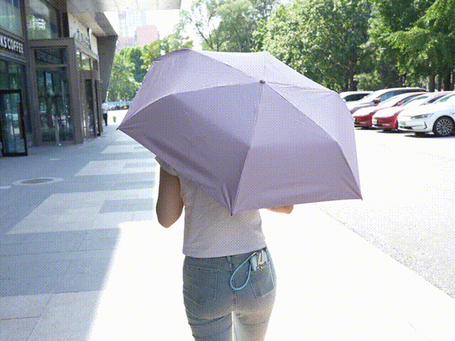 为什么父系称“堂”、母系为“表”
 
中国人亲戚称谓里有一个很清晰的传统：父亲兄