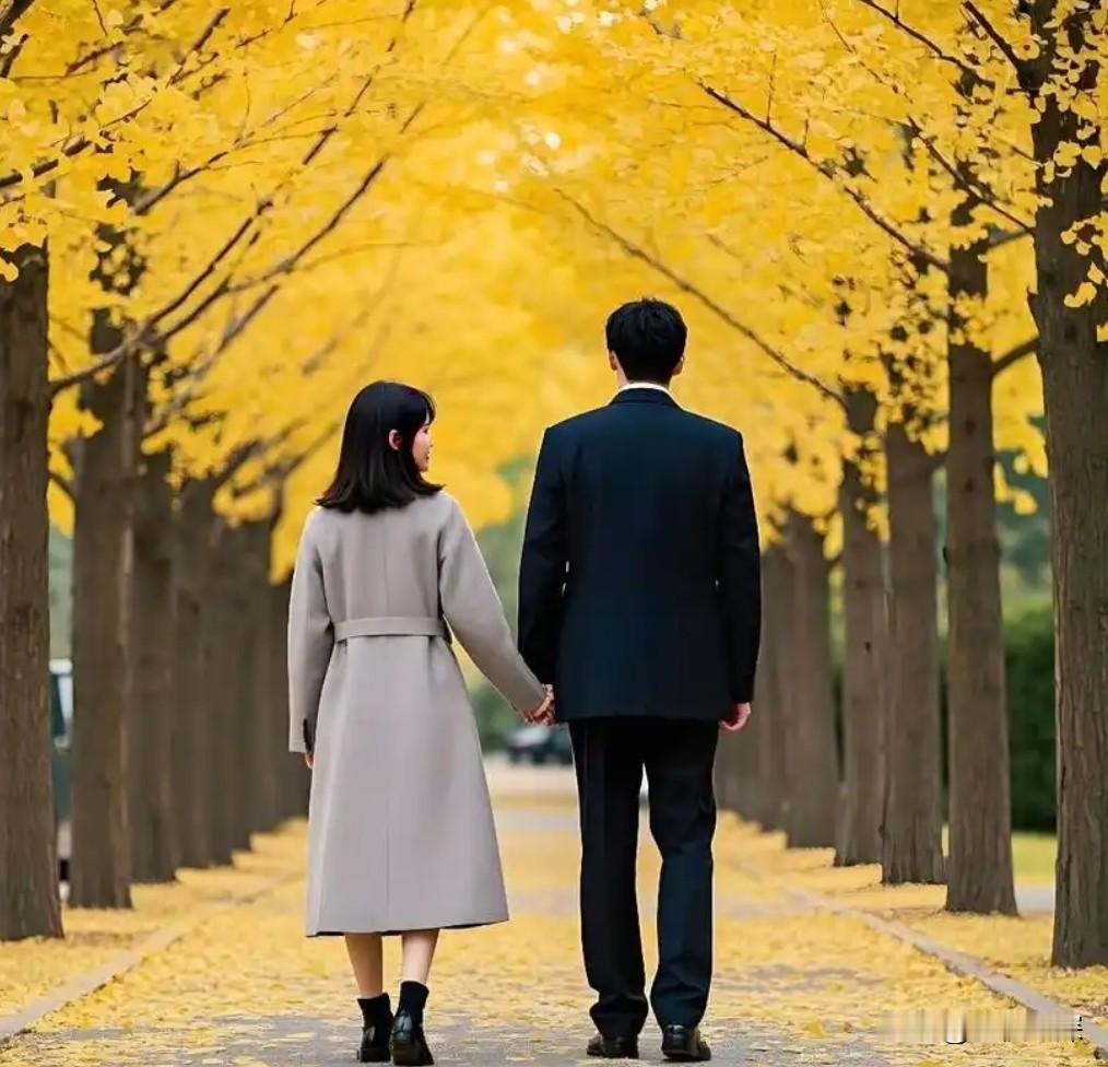 🕰️ 如何用一句话证明你开始变老了？不是长皱纹，是这3个瞬间！
以前觉得“老”