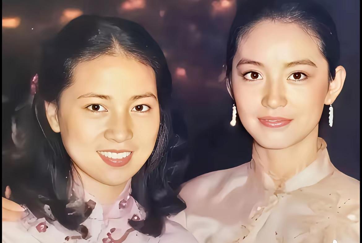 这四大美女是货真价实的美女呀
​林凤娇和林青霞那时候被称为二林
还有秦汉和秦俊林