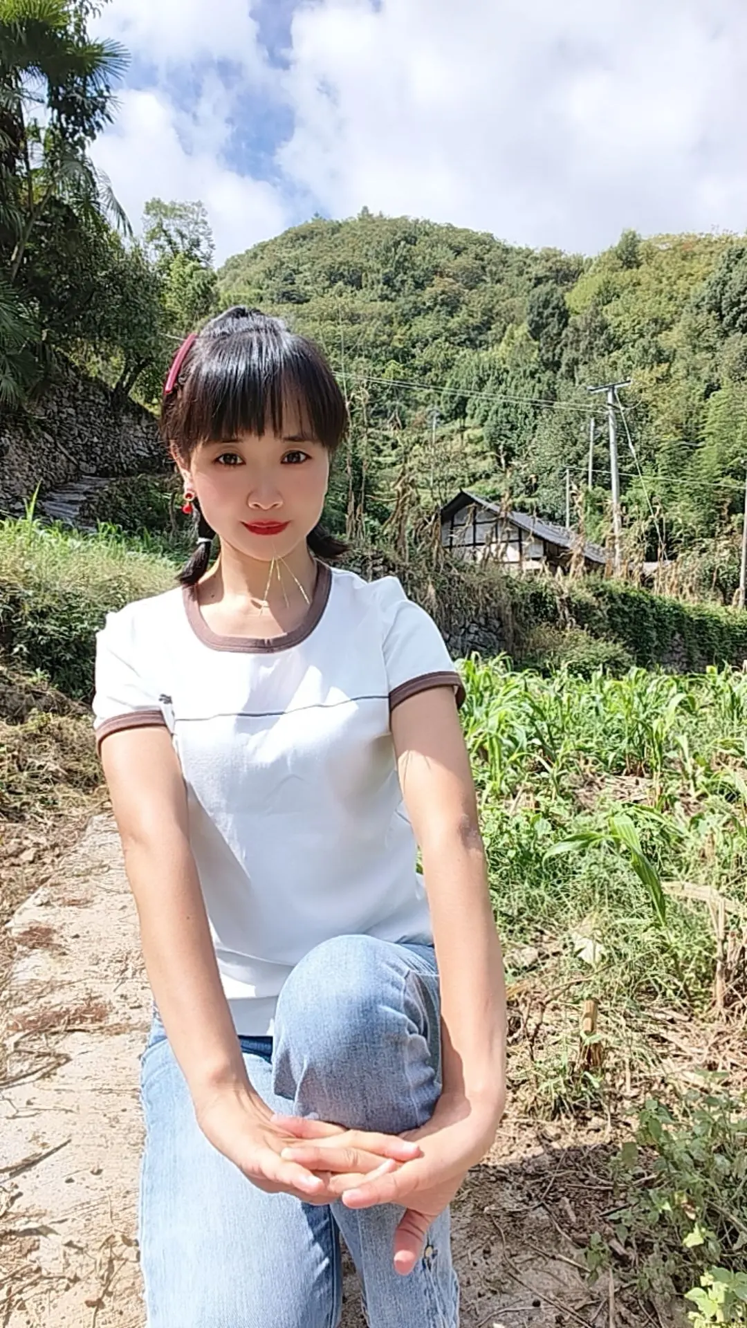 明知道你是别人的，但还是那么想你