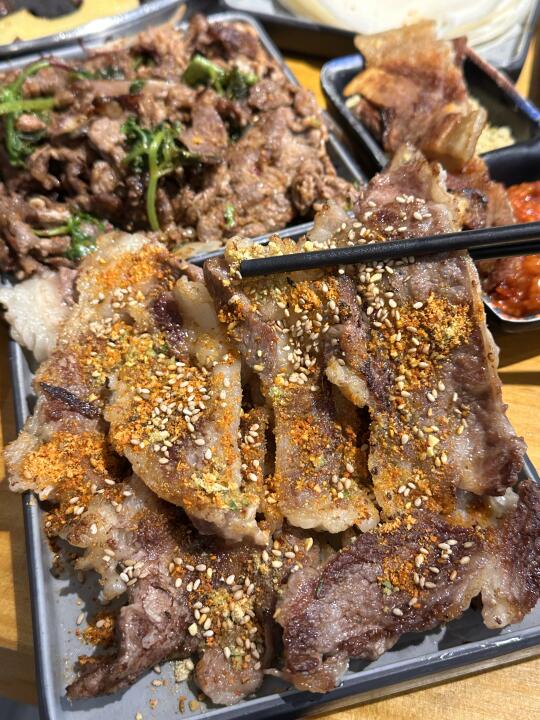 苏州烤肉届的仙品。。真的好吃又便宜！！