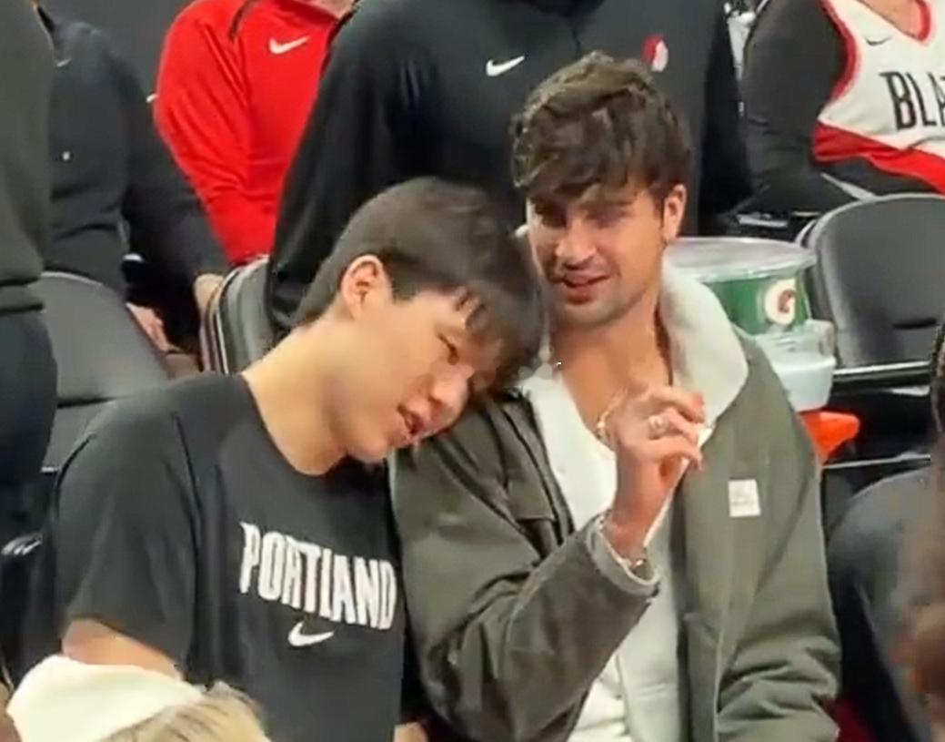 杨瀚森今天没上，完全在情理之中，也别什么事都赖斯普利特。今天赢球了皆大欢喜，杨瀚