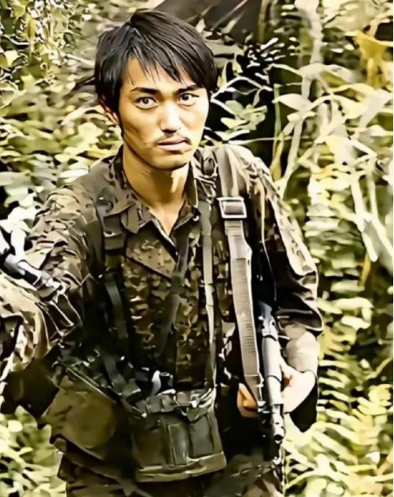 “一级战斗英雄”郜玉井，1962年出生，山东荷泽人，1985伍入伍，战前是著名的