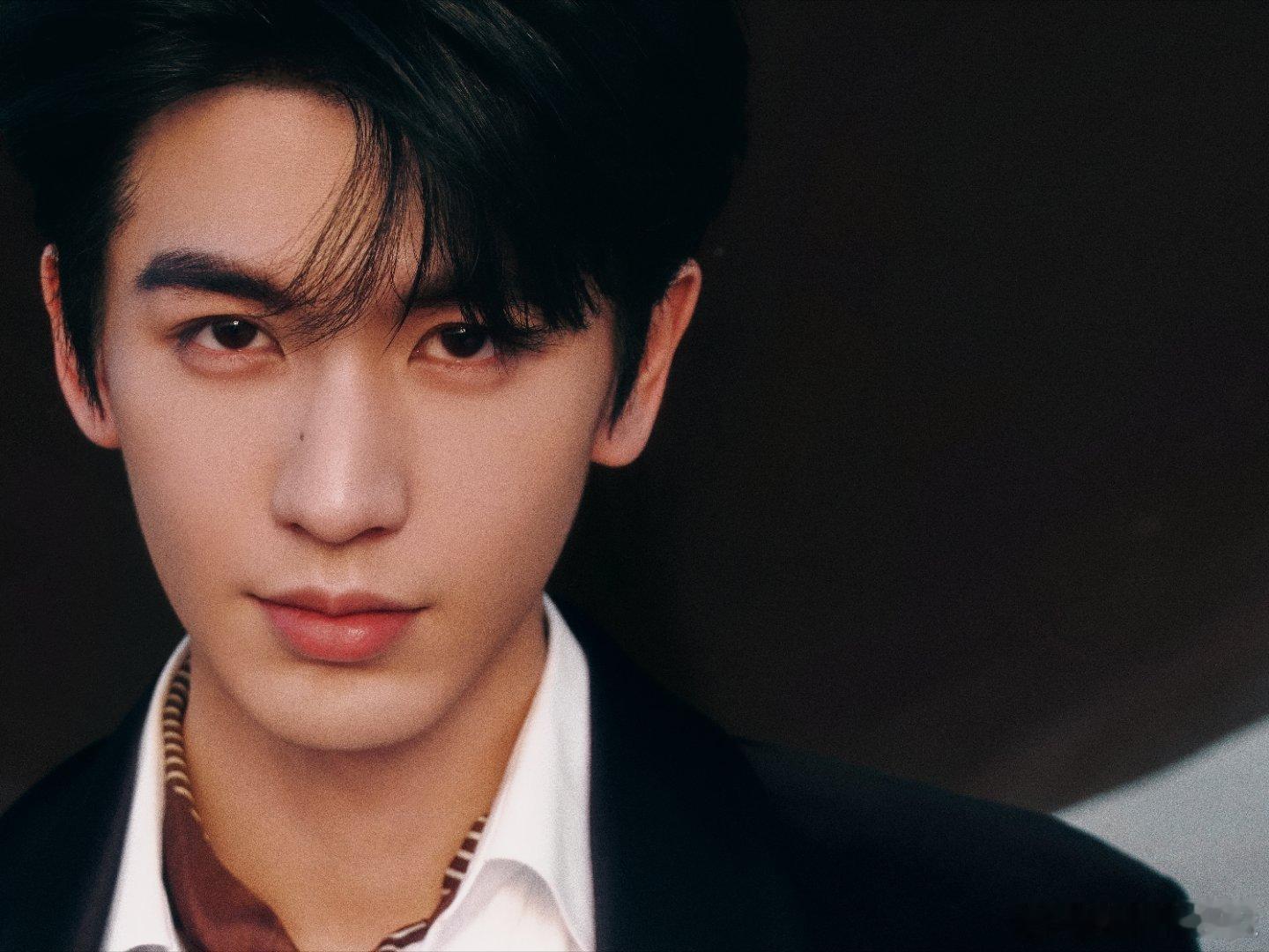 张凌赫回复胡杏儿来日方长胡杏儿和张凌赫这段对手戏张力拉满，愧疚与倔强相撞，每一句
