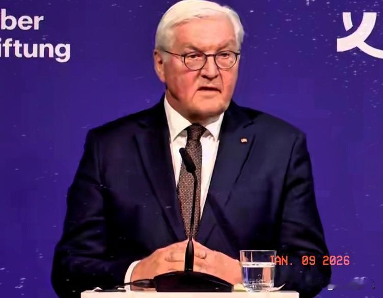 已经70多岁的德国总统施泰因迈尔平时极少公开发表尖锐言论，可这一开口就毫不留情，