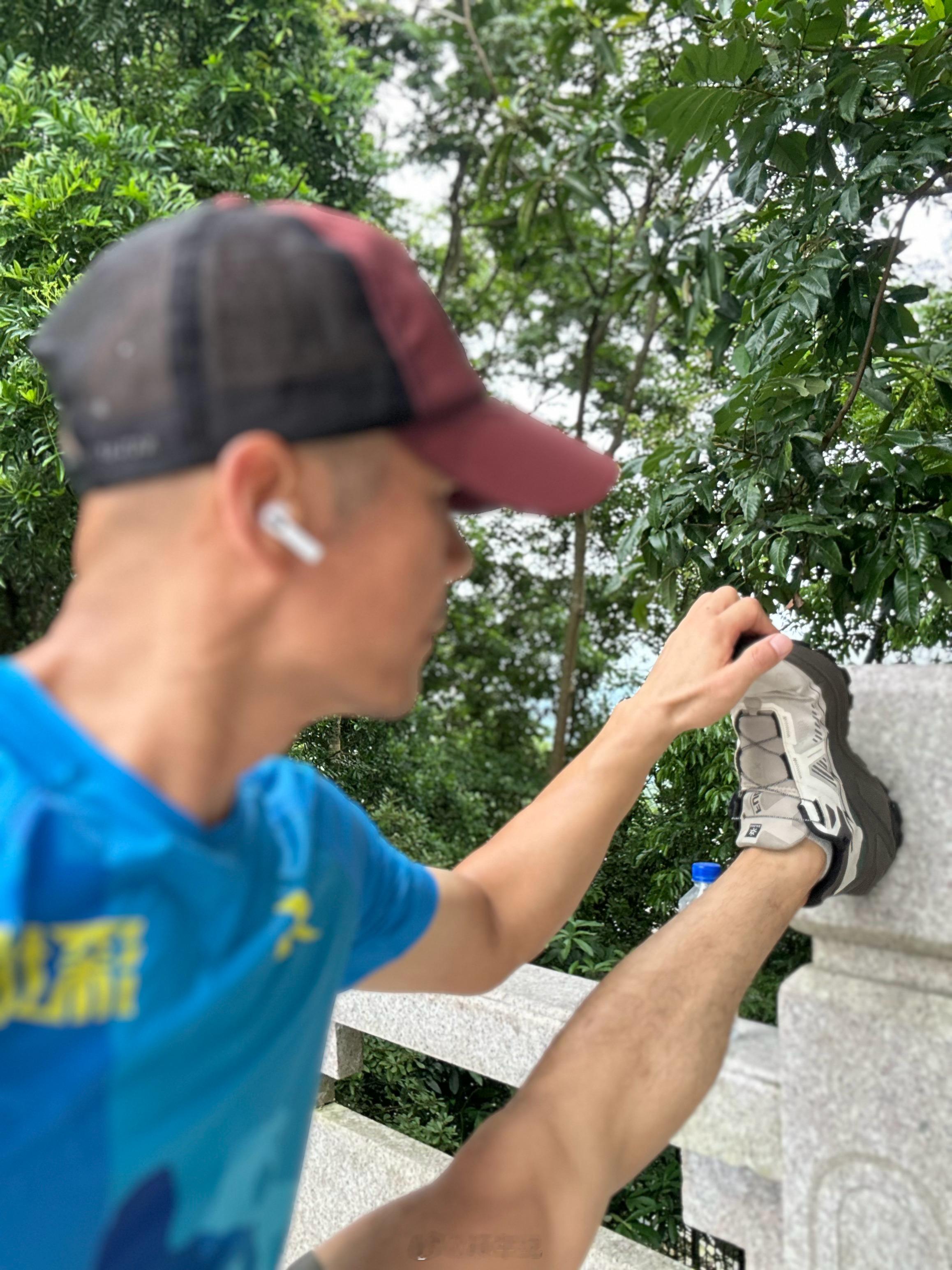 今天气温很舒服，简单爬个山 深圳·塘朗山公园-塘朗山顶峰