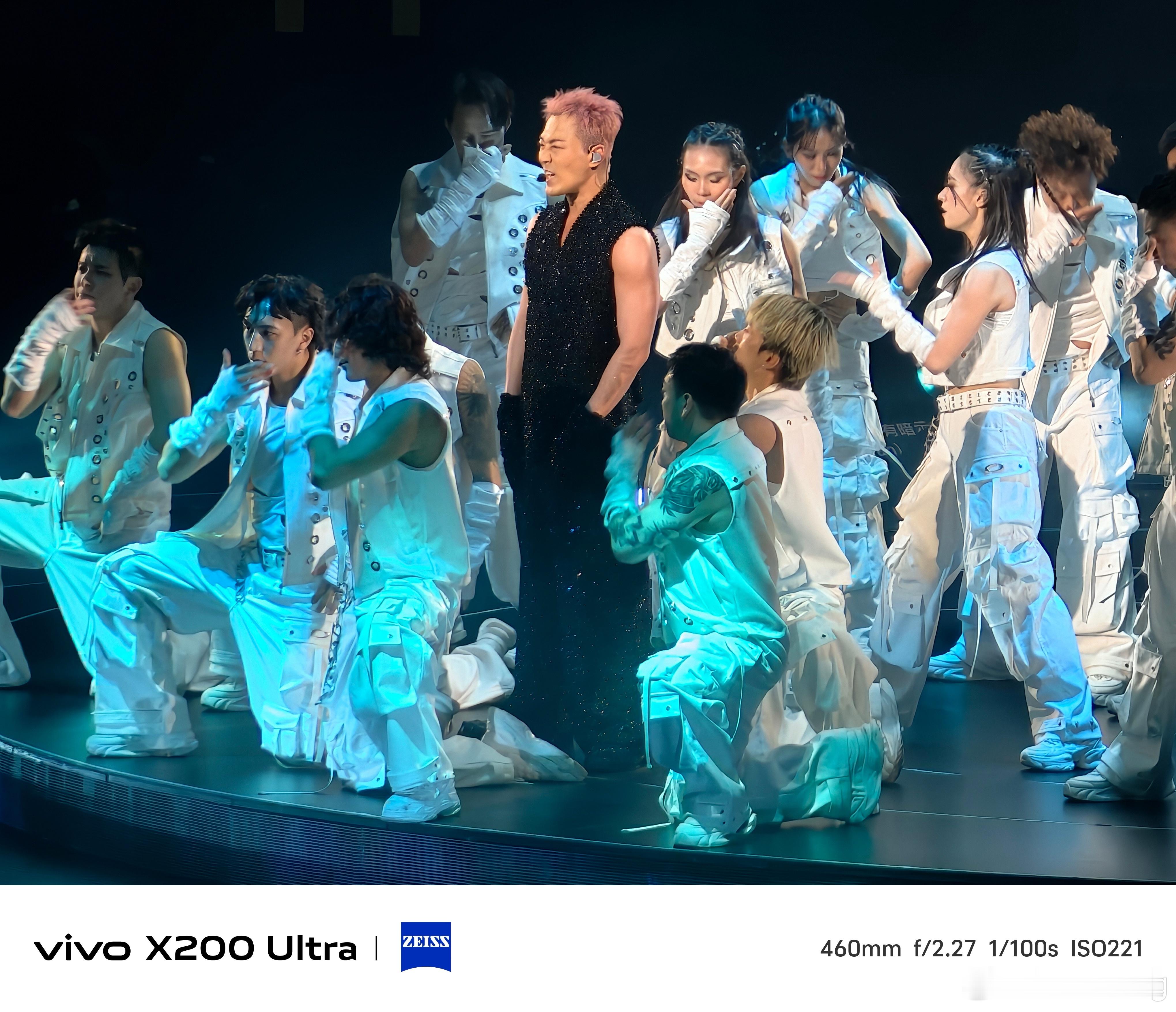今晚终于看上了林峯的演唱会！！用vivo X200 Ultra拍演唱会真的很容易